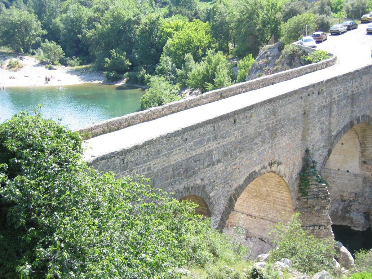 Gite Du Salagou Octon Εξωτερικό φωτογραφία