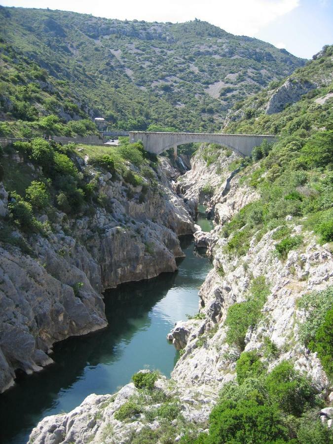 Gite Du Salagou Octon Εξωτερικό φωτογραφία