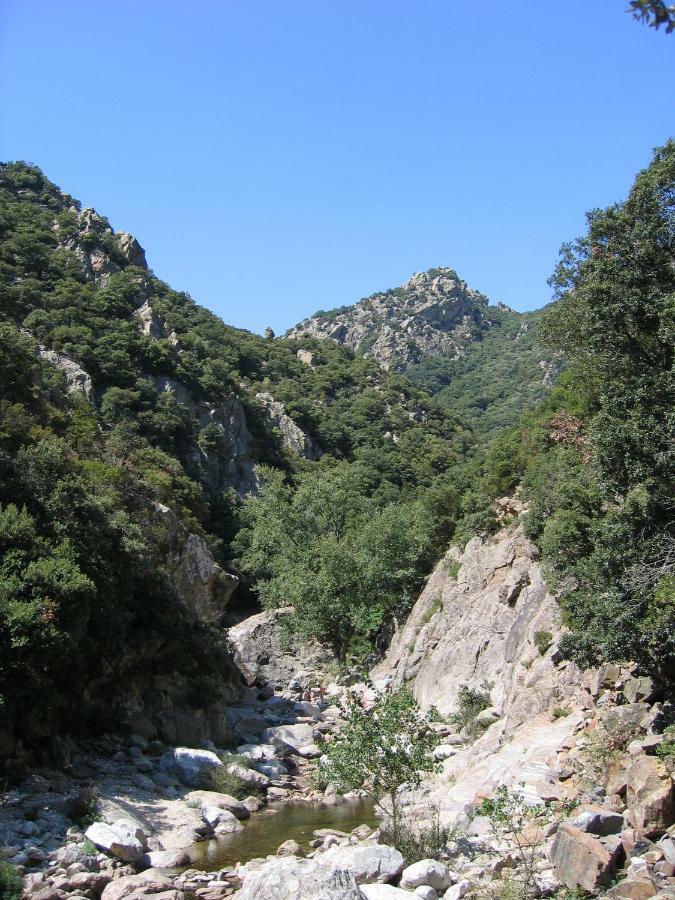 Gite Du Salagou Octon Εξωτερικό φωτογραφία